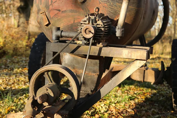 Velho mecanismo enferrujado — Fotografia de Stock
