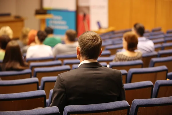 People at the conference hall. Rear view — Stock Photo, Image