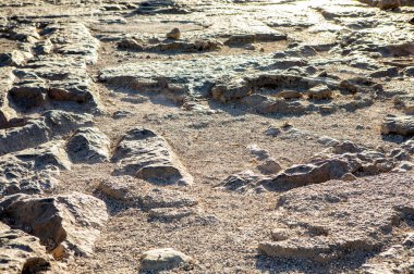 Çölde kum taşları