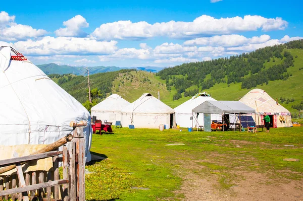 View Green Mountains Village Valley — Fotografia de Stock