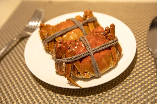 Lezzetli ızgara yengeç.