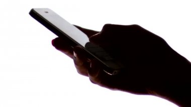 geri ışıklı işkadını akıllı telefon tarama