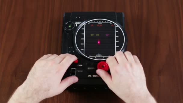 Retro leksak Starship Arcade spela konsolen — Stockvideo