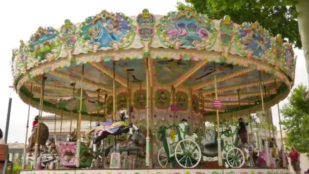 Carrousel Rotatif Française Carcassonne Parc Attractions Pour Enfants Foire France — Video