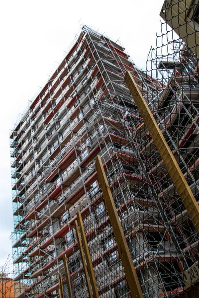 Geschossiges Gebäude Mit Baustelle Ansicht Von Unten — Stockfoto