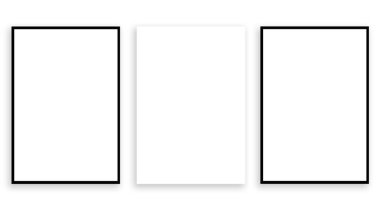 Beyaz arka planda üç boş sayfa. Siyah beyaz çerçevelenmiş.