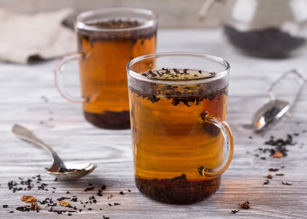 Taze demlenmiş çay