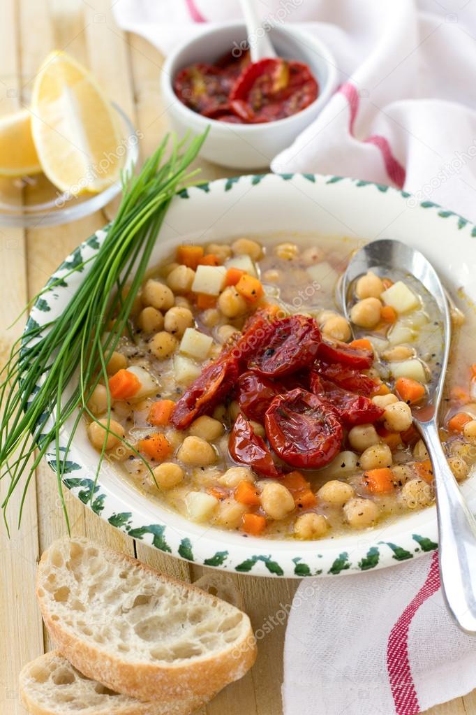 Chickpeas soup with sun dried tomatoes