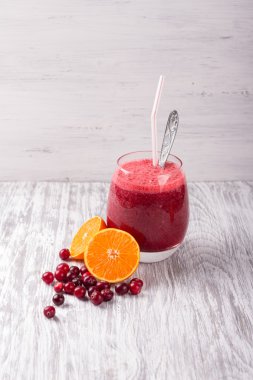 Smoothies kızılcık ve mandalina 