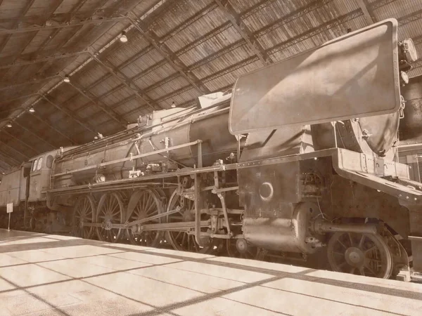 Madrid Spanya Daki Kullanılmayan Tren Istasyonunun Eski Fotoğrafı — Stok fotoğraf