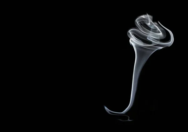Fotografie Von Weißem Rauch Auf Schwarzem Hintergrund Foto Mit Platz — Stockfoto