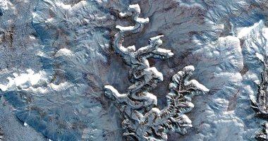   ABD, ABD 'de havadan gelen yardım çizimlerinin soyut fotoğrafçılığı: Soyut doğalcılık, mecazdan mecazî resme,  