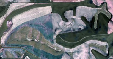  ABD, ABD 'de havadan gelen yardım çizimlerinin soyut fotoğrafçılığı: Soyut doğalcılık, mecazdan mecazî resme,  