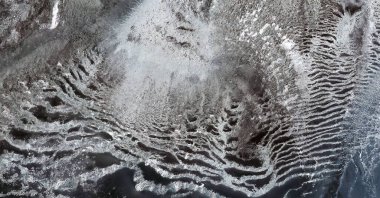  ABD, ABD 'de havadan gelen yardım çizimlerinin soyut fotoğrafçılığı: Soyut doğalcılık, mecazdan mecazî resme,  