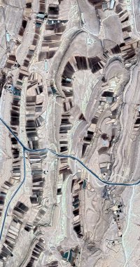   Afrika çöllerinin havadan gelen dikey soyut fotoğrafçılığı, çöl manzaralarının havadan görünüşü, Tür: Soyut doğalcılık, soyuttan mecazlara,