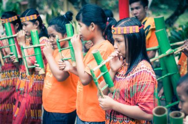 Endonezya'da Bambu orkestrası