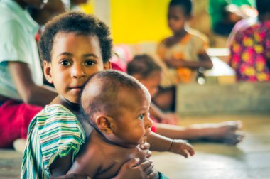 Papua Yeni Gine'deki kardeşler