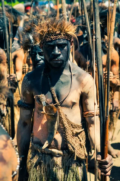 站在巴布亚新几内亚的男人 — 图库照片