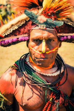 Adam ve onun göz Papua Yeni Gine