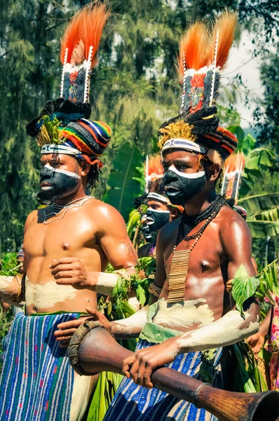 Muchachos en el show en Papua Nueva Guinea — Foto de Stock