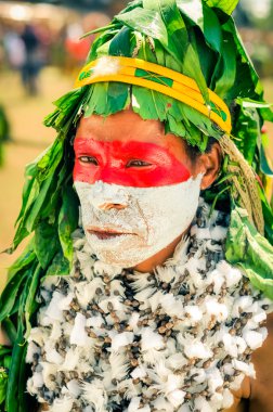 Papua Yeni Gine'de şapkalı adam