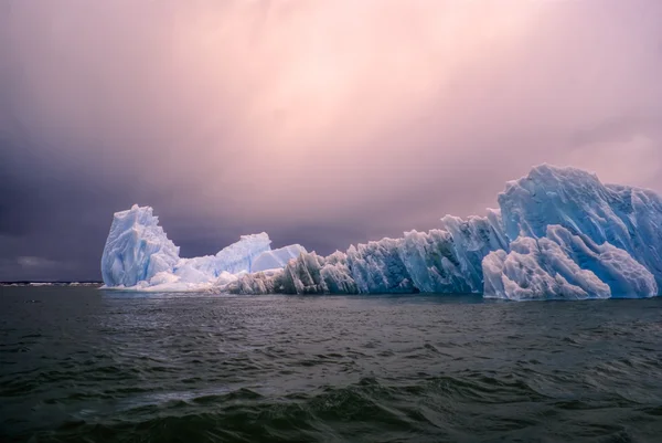 Glaciares en Laguna San Rafael — Foto de Stock