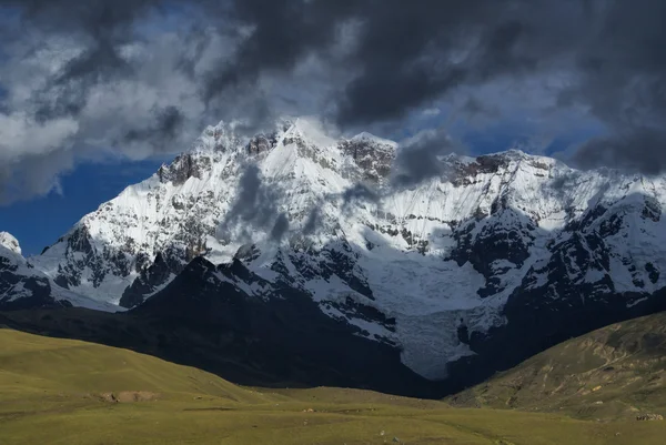 Ausangate, Peru — kuvapankkivalokuva