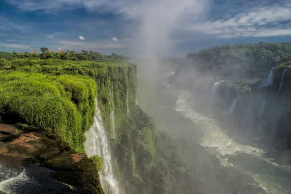 Iguazu falls — Stock Photo, Image