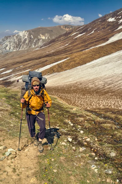 Caminhante no Himalaia — Fotografia de Stock
