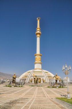 Aşkabat bağımsızlık Anıtı