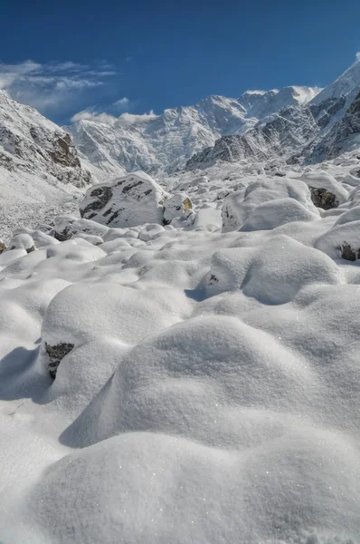 Himalaya in de buurt van Kanchenjunga — Stockfoto