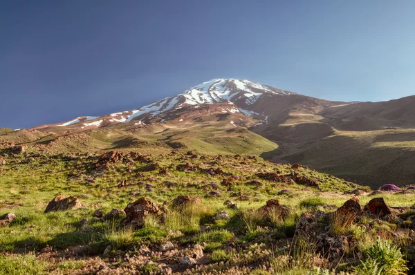 Damavand v Íránu — Stock fotografie