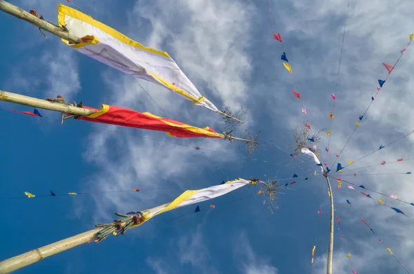 Drapeaux de prière bouddhiste en nepal — Photo