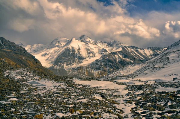 Stenig dal i Tadzjikistan — Stockfoto