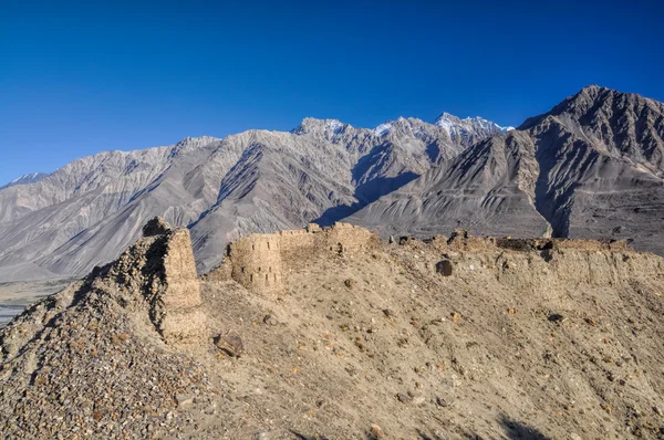 Rovine della fortezza in Tagikistan — Foto Stock