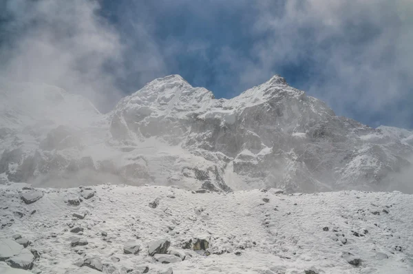 Himalayas near Kanchenjunga — Stock Photo, Image