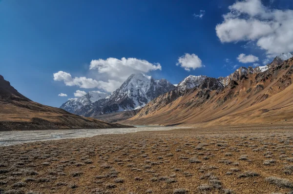 Valle arida in Tagikistan — Foto Stock