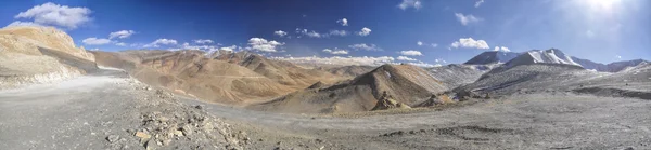 Vägen till ladakh — Stockfoto