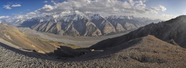 Kırgızistan'daki Tien Shan