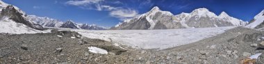Kırgızistan'daki Tien Shan