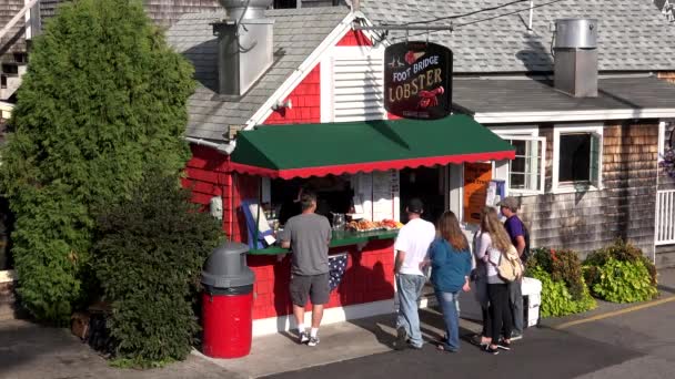 Perkins Cove Langosta Cabaña Mariscos Snack Bar Ogunquit Maine — Vídeo de stock