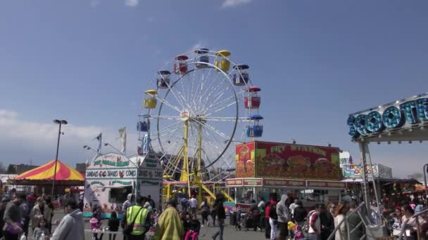 Ferris Wheel Carnival Arcade Couusement Park — стокове відео