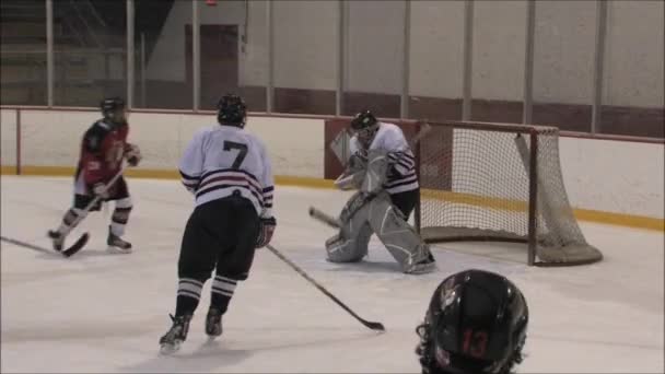 Hokej na lodzie działania — Wideo stockowe