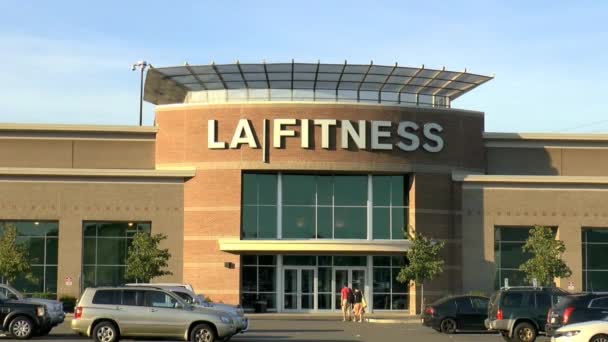 Club La Fitness cvičení — Stock video