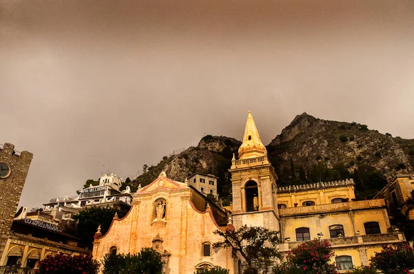 Architektura Kostely Města Taormina Ostrově Sicíli Místo Starého Města Asi — Stock fotografie