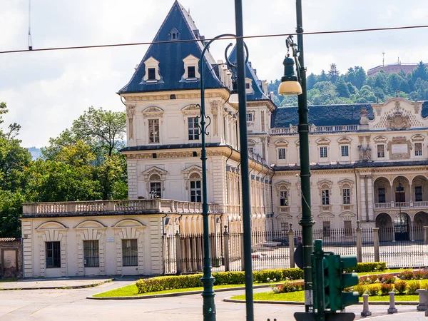 Castello Valentino Edificio Storico Della Città Nord Occidentale Torino Situato — Foto Stock