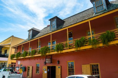 St. Augustine, Amerika Birleşik Devletleri 'nin Florida eyaletinde yer alan bir şehirdir. İspanyol kaşif ve Amiral Pedro Menendez de Avils tarafından 1565 yılında kurulan şehir, Amerika Birleşik Devletleri 'nin Avrupa' da sürekli olarak işgal edilen en eski kenti ve limanıdır.. 