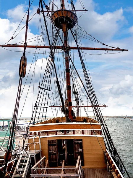 Réplica Tamanho Real Navio Mayflower Que Pai Peregrino Navegou Através — Fotografia de Stock