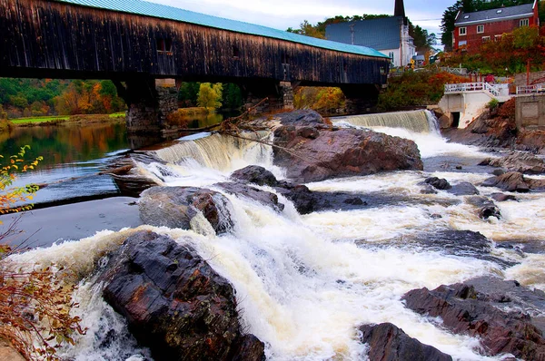 Bath Covered Bridge Est Pont Couvert Historique Qui Enjambe Rivière — Photo