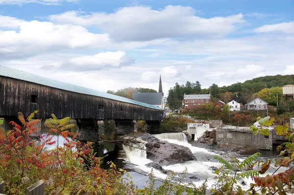 Bath Covered Bridge Histórico Puente Cubierto Sobre Río Ammonoosuc Bath — Foto de Stock